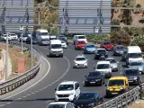 MLG 14-08-2020.-Las carreteras de entrada y salida a Málaga, durante las primeras horas de la operación especial de tráfico "15 de agosto", en la imagen la la Autovía del Mediterráneo.-ÁLEX ZEA.