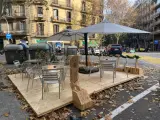 Restauradores de Barcelona confían en consolidar las terrazas en calzada para recuperar el sector