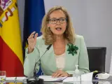 La vicepresidenta primera, Nadia Calviño, en la rueda de prensa posterior al Consejo de Ministros.