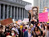 Manifestación para defender el aborto y los derechos reproductivos de las mujeres en Nueva York (EE UU).