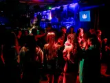 Imagen de una discoteca madrileña en la primera noche de reapertura de pistas.