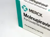 Imagen de una caja de molnupiravir, la píldora anti covid-19 desarrollada por Merck.