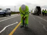 Mejora del asfalto en las carreteras.