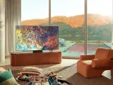 Los nuevos televisores 8K de Samsung tienen un diseño industrial elegante y sin marcos que casan con cualquier salón moderno
