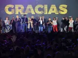 Miembros de la coalición opositora Juntos por el Cambio celebran en Buenos Aires su victoria en las elecciones legislativas en los principales distritos de Argentina.