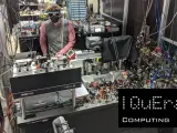 Este ordenador cuántico emplea qubits para desarrollar su tecnología.