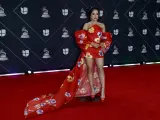La cantante y compositora estadounidense Becky G, en la alfombra roja de los premios Latin Grammy 2021, en Las Vegas.