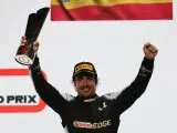 Fernando Alonso, en el podio del GP de Catar