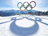Los aros olímpicos en los Juegos de invierno.