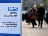 Un centro de vacunaci&oacute;n contra la covid-19, en Londres, Reino Unido.