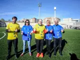 Protagonistas del partido de fútbol entre eurodiputados y jugadores de la Liga Genuine Santander y la ONCE