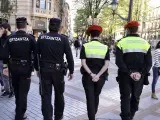 Policía Municipal y Ertzaintza refuerzan la vigilancia en zonas comerciales y hosteleras de Bilbao en Navidad