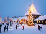 Plaza Central de Santa Claus Village en Rovaniemi, Laponia, Finlandia