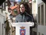 La presidenta de la Comunidad de Madrid, Isabel Díaz Ayuso, en su visita al municipio de San Martín de Valdeiglesias.