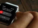 El nuevo Apple Watch Series 7 lleva un botón de emergencia integrado.