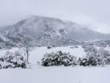 Valle de Gósol tras una nevada primaveral (Berguedà, Pirineos).