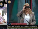 Marta López, en 'Ya es mediodía', ante unas imágenes de Belén Esteban en 'La resistencia'.
