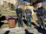Acto de inauguración de la nueva señalización de la ruta de los maquis en el municipio de Molló (Girona).