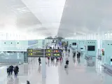 Aeropuerto de Barcelona El Prat, interior de la Terminal 1.