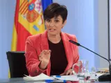 La ministra portavoz del Gobierno, Isabel Rodríguez, da una rueda de prensa tras la reunión del Consejo de Ministros este martes en el complejo del Palacio de La Moncloa.