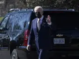 El presidente de EE UU, Joe Biden, saliendo de la Casa Blanca el 10 de febrero de 2022.