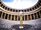 Imagen del trofeo de la Copa del Rey en Granada.