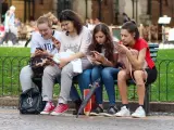Según una encuesta elaborada por el Pew Research Center, el 89% de los adolescentes confirman que están en línea “casi constantemente” o “varias veces al día”.