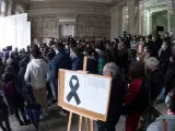 Minuto de silencio en el Instituto Sanchez Cantón de Pontevedra, donde estudia uno de los hijos de los desaparecidos del Villa de Pitanxo.