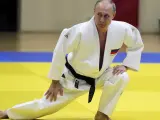 Vladimir Putin es cinturón negro de judo.