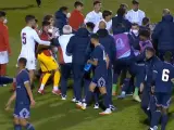 Tangana entre los jugadores juveniles del PSG y el Sevilla en la Youth League