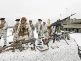 Soldados participan en los ejercicios militares de 'Cold Response', maniobra conjunta de la OTAN en Noruega.