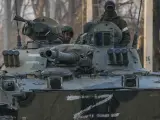 Imagen de un tanque ruso, con la ya famosa 'Z' pintada en su carrocer&iacute;a.