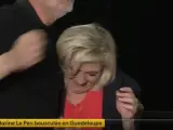 Marine Le Pen, tras casi ser agredida en Guadalupe.
