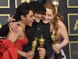 Ariana DeBose, Troy Kotsur y Jessica Chastain ganadores del Oscar a las mejores interpretaciones de reparto y actriz principal