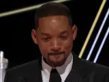 Will Smith llora durante su discurso al recoger el Oscar al mejor actor, tras haber agredido a Chris Rock durante la gala.