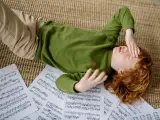 Al igual que los adultos, los niños pueden sufrir cefaleas con frecuencia.