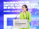 La presidenta de la Comunidad de Madrid, Isabel Díaz Ayuso, durante la inauguración del Centro Global de Excelencia e Inteligencia Artificial y Datos de HP Enterprise.