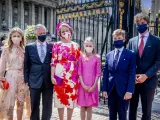 Los reyes Felipe y Matilde de Bélgica, con sus hijos Elisabeth, Gabriel, Emmanuel y Eleonore durante el Día Nacional de Bélgica, en 2020.
