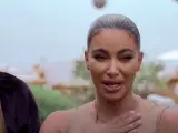 Kim Kardashian llora tras descubrir imágenes de su vídeo sexual en un videojuego.