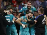 El Real Madrid celebra el triunfo frente al Sevilla.