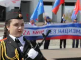 Una cadete rusa, en la marcha del Primero de Mayo, en Moscú.