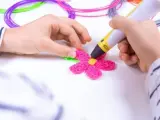 Con estos bolígrafos puedes crear todo tipo de figuras con relieve mediante filamentos PLA.