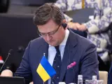 El ministro de Exteriores de Ucrania, Dmytro Kuleba, durante una reunión de la OTAN en Bruselas, el 7 de abril de 2022.