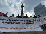 Periodistas protestan en Ciudad de México contra la ola de asesinatos de informadores en México.