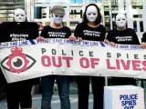 'Police Spies Out of Lives' es un grupo que trabaja por el fin de los abusos sexuales y psicológicos de los agentes de policía encubiertos