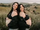 Hermanas gemelas embarazadas.