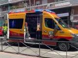 Ambulancia del Samur en Puente de Vallecas.