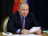 Imagen de archivo de Vladimir Putin en una reuni&oacute;n en Sochi.