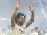 Marcelo se despide de la afición del Bernabéu entre lágrimas