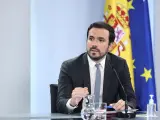 El ministro de Consumo, Alberto Garzón, interviene en la comparecencia tras el Consejo de Ministros celebrado en Moncloa, a 31 de mayo de 2022, en Madrid (España).